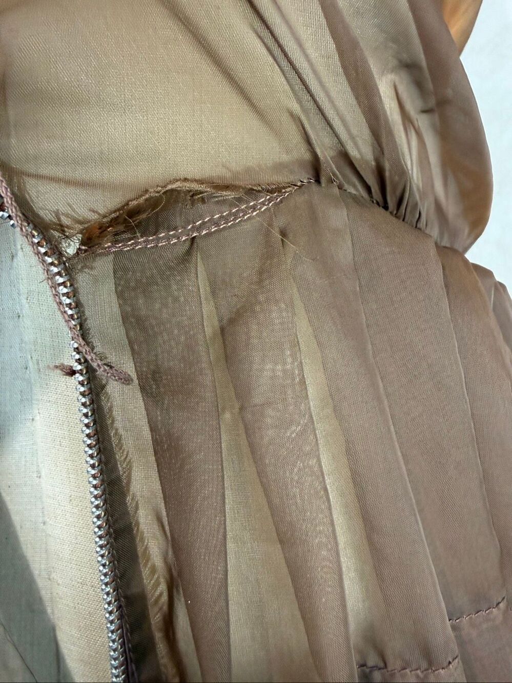 Vintage 1950s Sheer Brown Organza Shirtwaist Dress Full Skirt Sz S/M READ - Picture 8 of 13